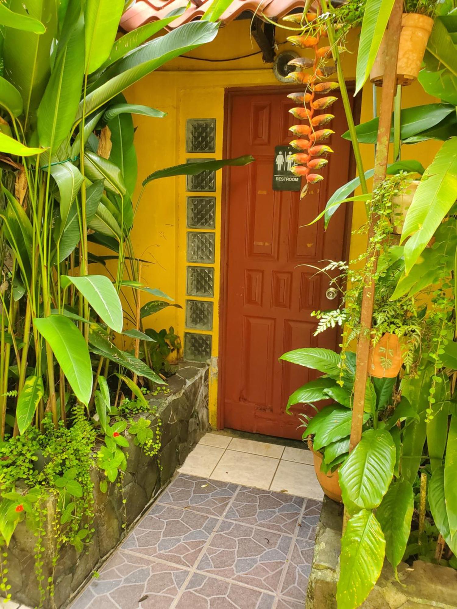 Hotel Villa Prats Manuel Antonio Buitenkant foto