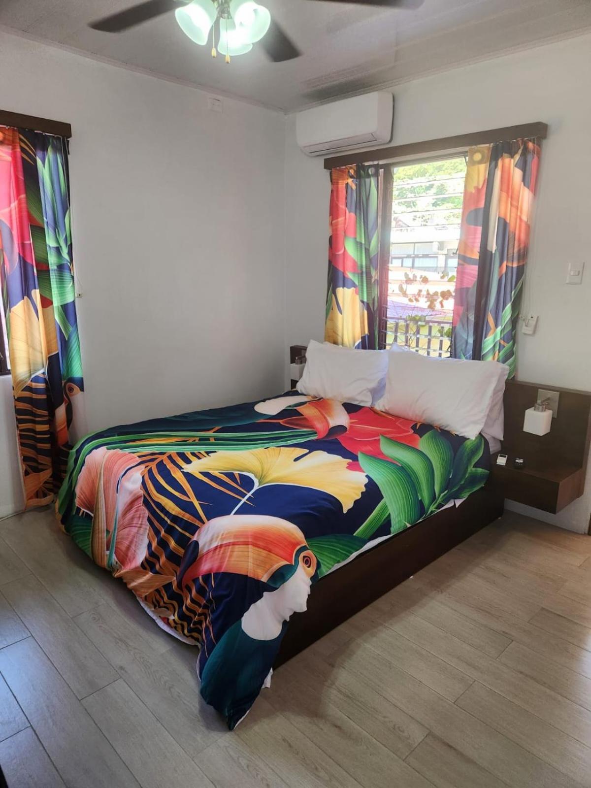 Hotel Villa Prats Manuel Antonio Buitenkant foto